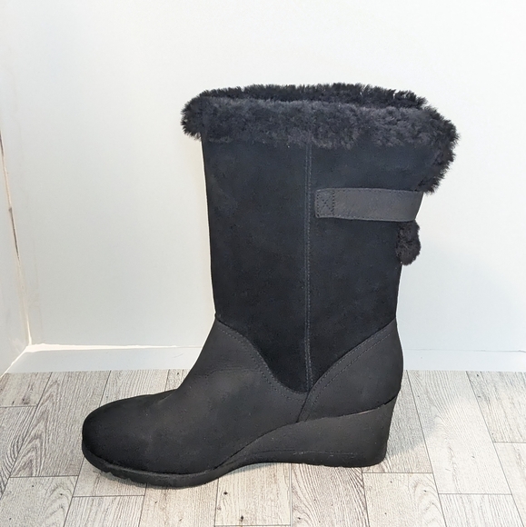 UGG Edelina waterproof suede wedge boots - Picture 4 of 16